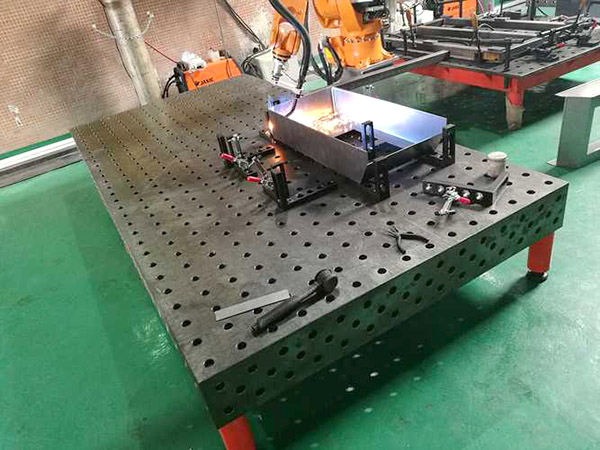 機(jī)器人焊接工作臺(tái)